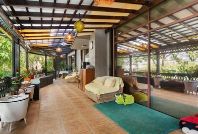 REV2002969 Vila de lux cu 9 camere in Corbeanca-Petresti REV2002969 Vila de lux cu 9 camere in Corbeanca-Petresti - 12