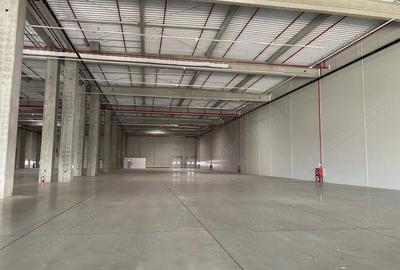 Spațiu comercial, de 2,000 mp, în Nord - 5