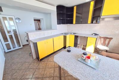 Apartament 3 camere decomandat, zona Nord - 2
