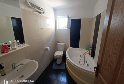 Casa vila de vanzare in mun. Reghin, zona Unirii. - 9