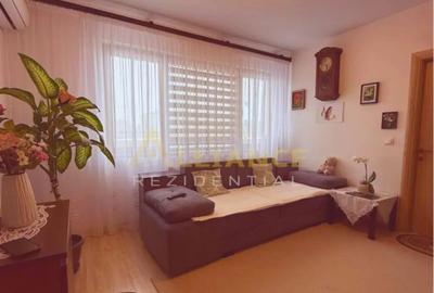 Apartament cu 2 camere semidecomandat în Central - 2