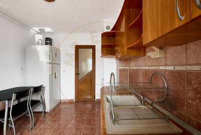 Apartament cu 4 camere decomandat, mobilat în Găvana 3 - 18