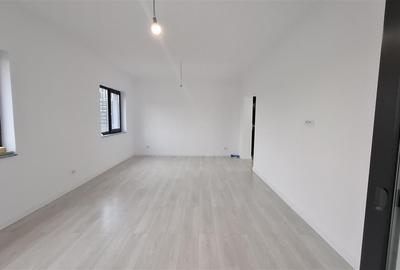 Casă individuală cu 4 camere cu Canalizare în Rediu - 10