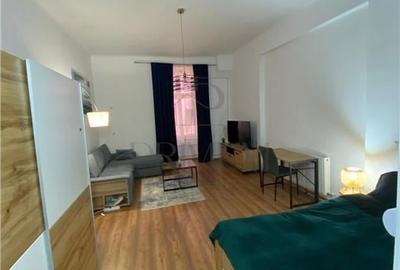 ULTRACENTRAL - 1 Camera - Cladire istorica - Perfect pentru investitie - Central - 3