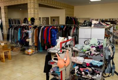 Casă cu 4 camere cu Teren 485 Mp în Central - 10