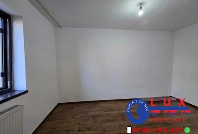 Apartament cu 3 camere semidecomandat în Neptun - 4