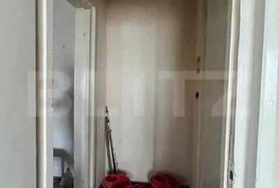 Apartament cu 3 camere, 48mp, renovabil, zona Micro 3 - 4