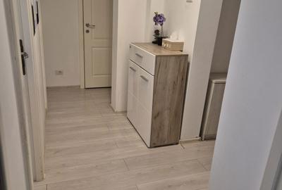 Apartament cu 2 camere decomandat în Central - 1