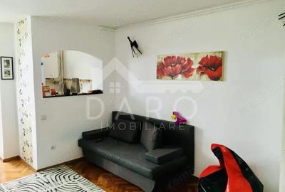 Garsonieră decomandată în Central - 2