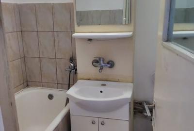 Garsonieră decomandată în Exterior Vest - 1