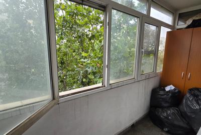 De vanzare - apartament 3 camere - 62mp - 200m metrou Obor - bloc anvelopat - 12