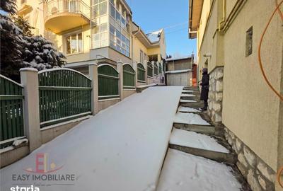 Casă cu 3 camere cu Teren 110 Mp în 1 Decembrie 1918 - 2