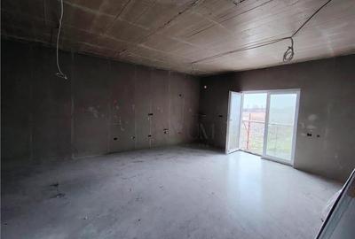 Duplex deosebit - zona linistita - toate utilitatile. - 7