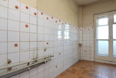 Apartament cu 4 camere decomandat în Unirii - 25