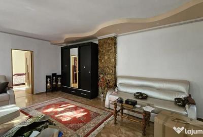 Casă cu 5 camere cu Teren 267 Mp în Pieptănari - 1