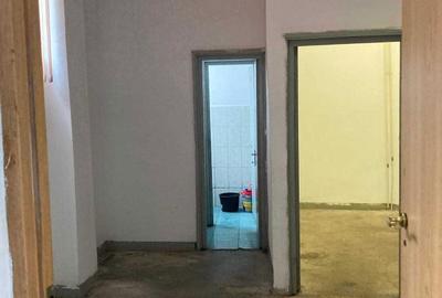 Spațiu comercial, de 35 mp, în Republicii - 6