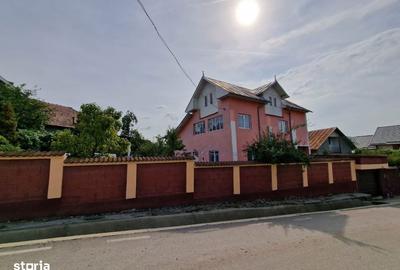 Casă cu 5 camere cu Teren 600 Mp în Voinești - 16