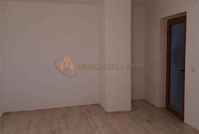 Apartament cu 4 camere decomandat, mobilat în Alexandru cel Bun - 5