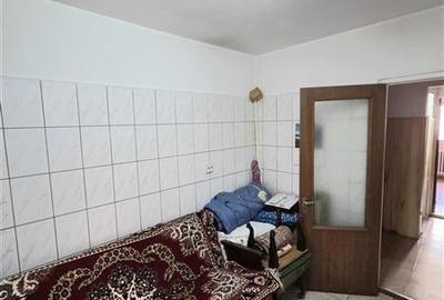 Apartament cu 3 camere decomandat în Inel II - 10