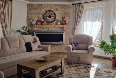 Casă cu 4 camere în Central - 5