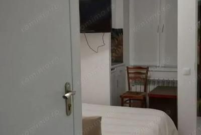Garsonieră decomandată în Berceni