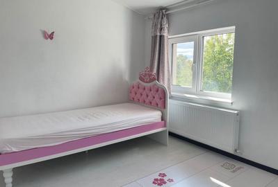 Casă cu 4 camere cu Teren 700 Mp în Central - 2