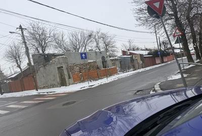 Teren de 150 mp, în Exterior Vest - 1