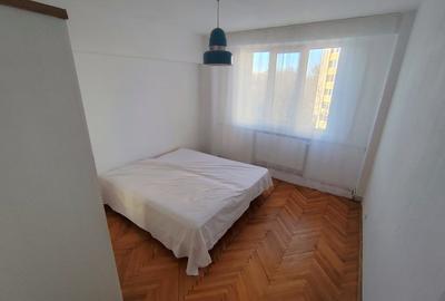 Proprietar - apartament 3 camere, Central, decomandat, 78mp, centrala - 9