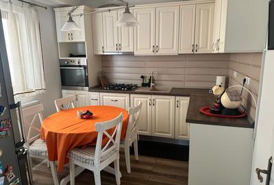 Casă cu 4 camere în Bariera Vâlcii - 4