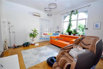 Apartament cu 3 camere semidecomandat în Cișmigiu