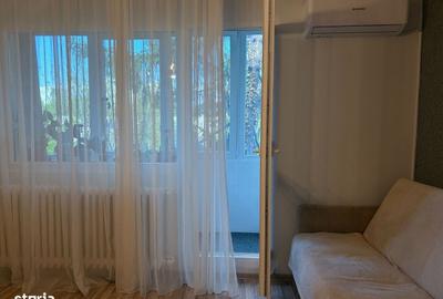 Apartament cu 3 camere semidecomandat în Central - 2