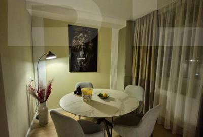 Apartament cu 3 camere decomandat în Central - 8