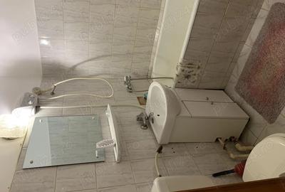 Apartament 3 camere - Foc?ani Sud- etaj 4 - 55 mp - 2