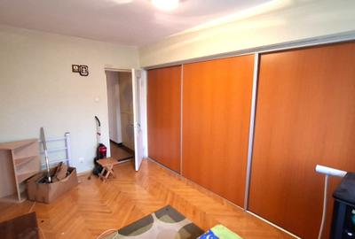 Apartament 4 camere, 123 mp   Ultracentral, zona Teatru Tribunalul Nou, Focșani - 10