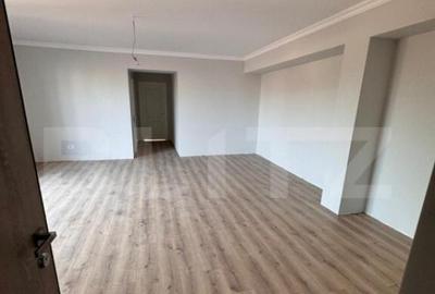 Apartament 2 camere 47 mpu+32 mp curte in ansamblu rezidenti - 4
