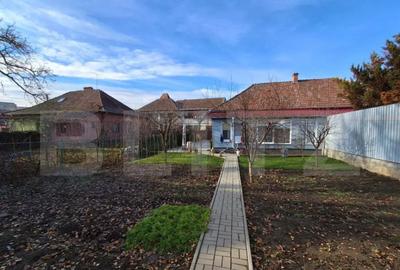 Casă cu 2 camere cu Teren 463 Mp în Budai - 3