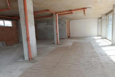 Spațiu comercial, de 161 mp, în Florești - 2