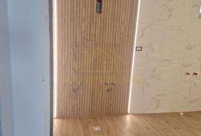 Casă cu 4 camere cu Canalizare în Central - 23
