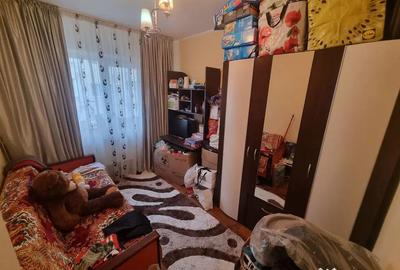 Apartament cu 4 camere decomandat în Poarta 6 - 9