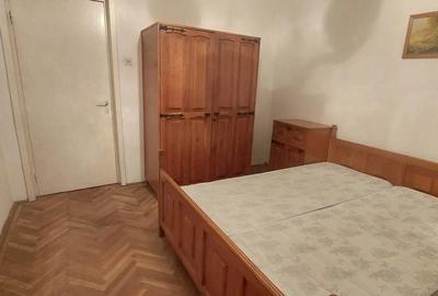 Apartament cu 4 camere decomandat în Central - 2