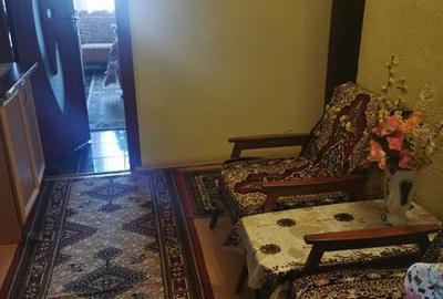 Apartament cu 3 camere decomandat în Progresul - 8