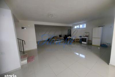 Casă cu 5 camere cu Teren 600 Mp în Chinteni - 2