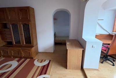 Apartament 2 camere + 2 balcoane + dressing , Strada Traian - 8