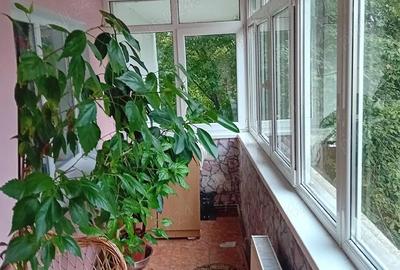 Apartament cu 3 camere decomandat în Central - 1