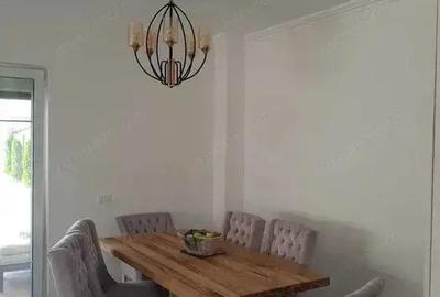 Casă cu 3 camere cu Canalizare în Dumbrăvița