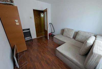 Apartament cu 2 camere decomandat în Astra - 4
