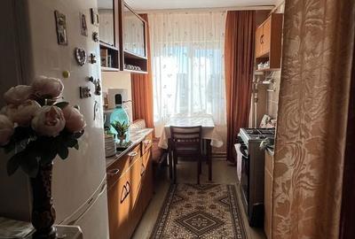 Apartament cu 3 camere decomandat în Central - 2