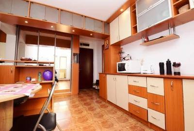 Apartament 2 camere, Dristor