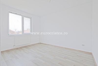 Apartament cu 4 camere decomandat în Central - 4