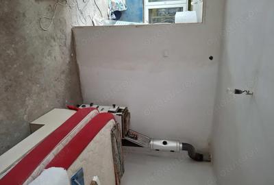 Casă cu 4 camere în Central - 2
